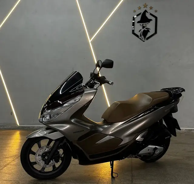 Moto Honda PCX 150 2022 DLX