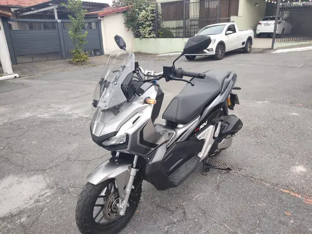 Moto Honda ADV 2023 ABS