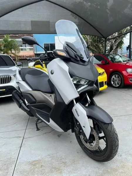 Moto Yamaha XMax 2025 250 Connected