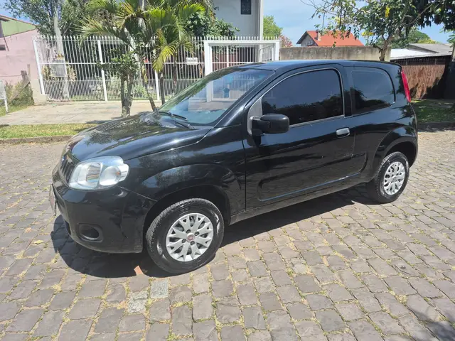 Carro Fiat Uno 2014 Vivace 1.0 8V (Flex) 2p