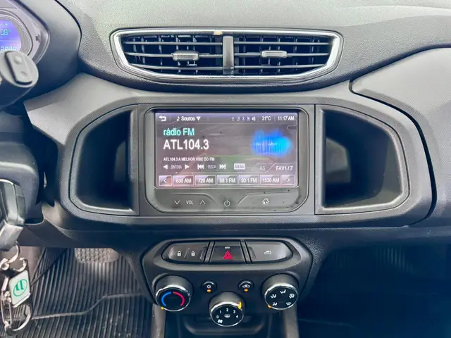 Carro Chevrolet Onix 2014 HATCH LTZ 1.4 8V FlexPower 5p Mec.