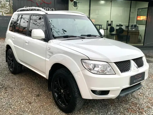 Carro Mitsubishi Pajero TR4 2012 2.0 16V 4x2 (Flex) (Aut)