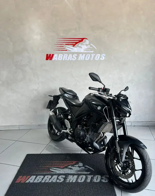 Moto Yamaha MT-03 2023 ABS
