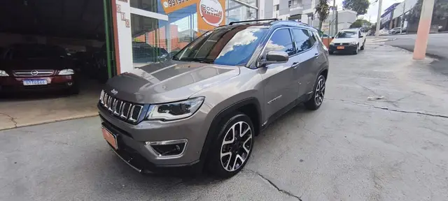 Carro Jeep Compass 2019 2.0 Limited (Aut) (Flex)