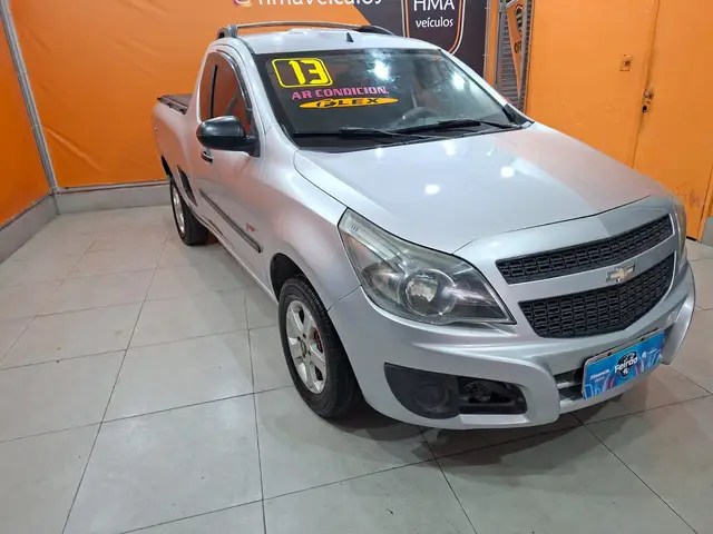 Carro Chevrolet Montana 2013 LS 1.4 (Flex)