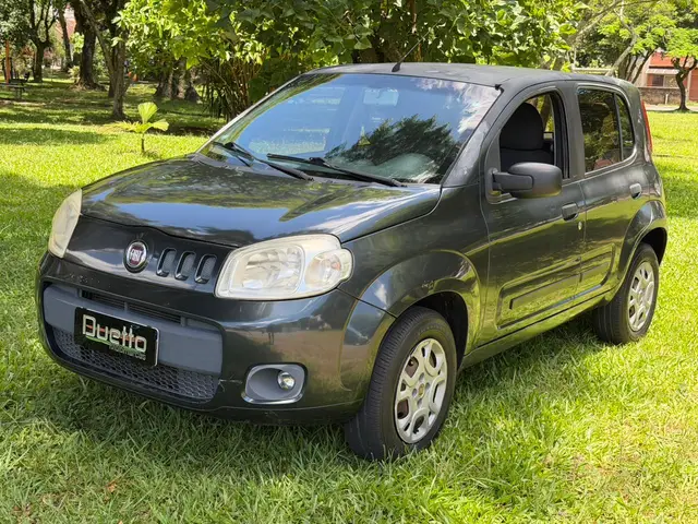 Carro Fiat Uno 2011 Vivace 1.0 8V (Flex) 4p