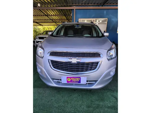 Carro Chevrolet Spin 2014 LT 5S 1.8 (Aut) (Flex)