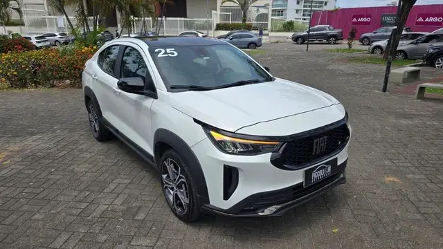 Carro Fiat Fastback 2025 Impetus T200 Hybrid