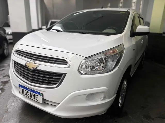 Carro Chevrolet Spin 2016 LT 5S 1.8 (Aut) (Flex)