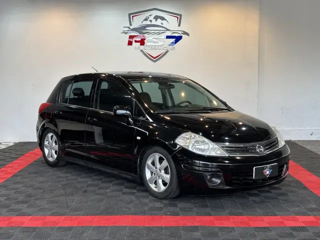 Carro Nissan Tiida 2012 S 1.8 (flex)