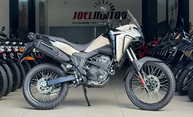 Moto Honda XRE Sahara 300 2026 Adventure