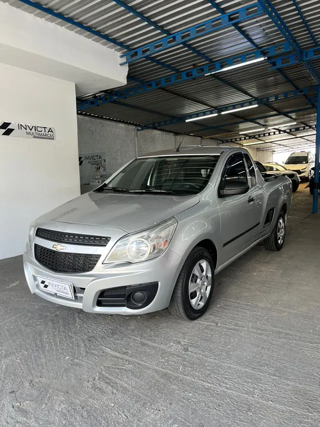 Carro Chevrolet Montana 2017 LS 1.4 (Flex)