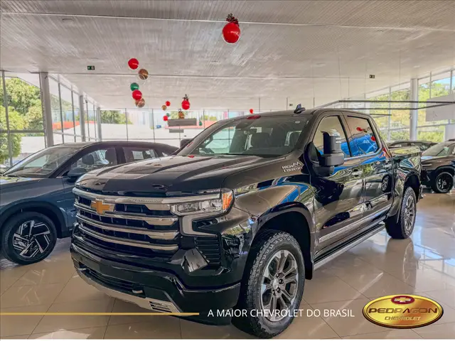 Carro Chevrolet Silverado 2025 High Country 5.3