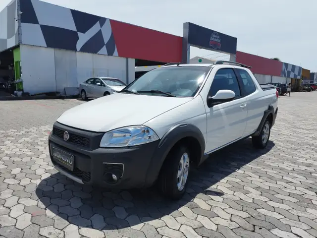 Carro Fiat Strada 2018 Hard Working 1.4 (Flex) (Cabine Dupla)