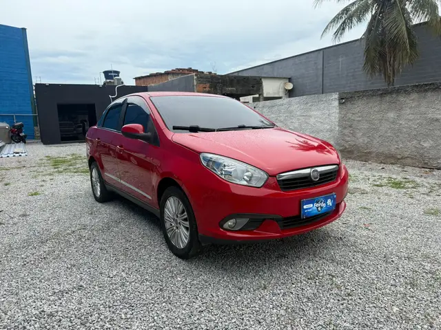 Carro Fiat Grand Siena 2015 Essence 1.6 16V (Flex)