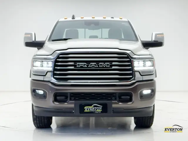 Carro Ram 3500 2024 Limited Longhorn 6.7 4x4