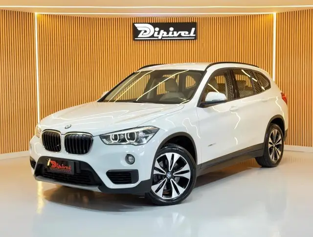 Carro BMW X1 2016 2.0 sDrive20i GP ActiveFlex