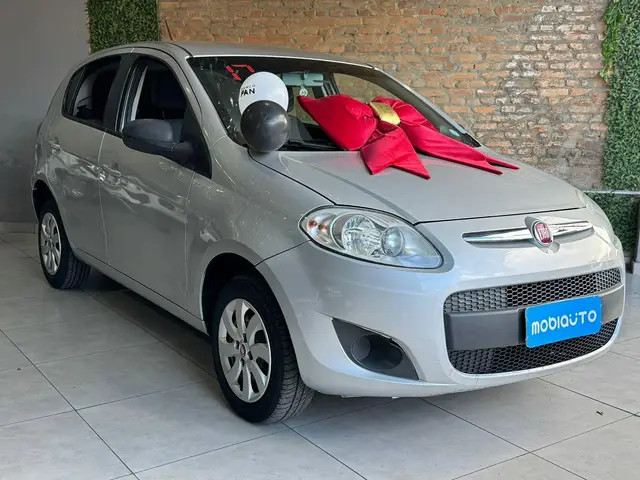 Carro Fiat Palio 2017 Attractive 1.0 Evo (Flex)