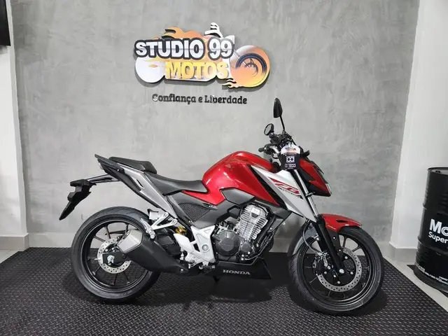 Moto Honda CB 300F Twister 2026 ABS