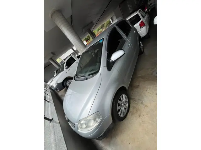 Carro Volkswagen Fox 2010 1.0 8V (Flex) 4p