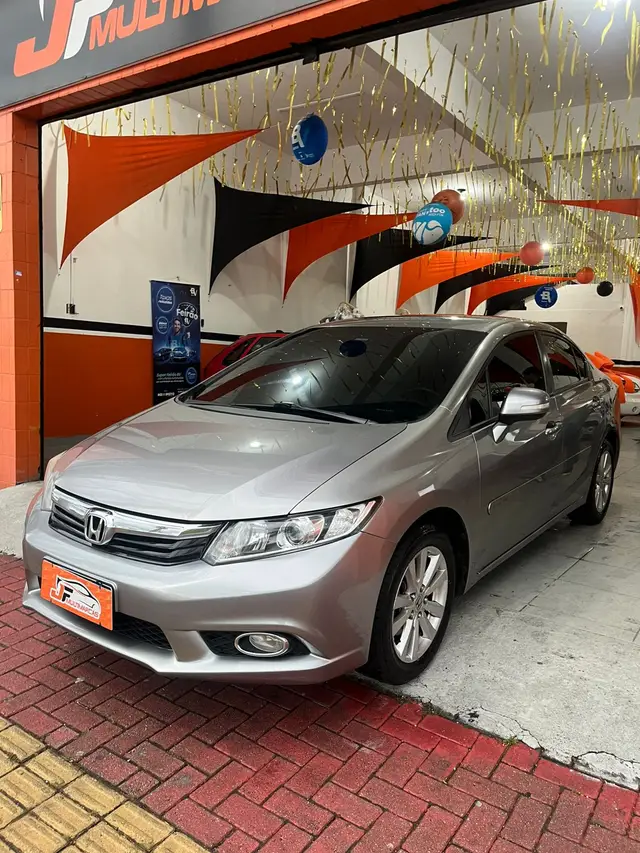 Carro Honda Civic 2014 New  LXR 2.0 i-VTEC (Aut) (Flex)