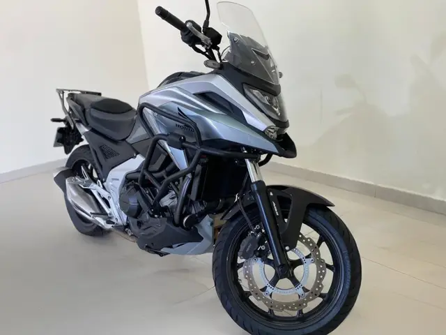 Moto Honda NC 750X 2025 DCT