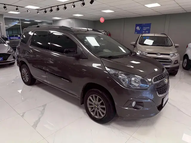 Carro Chevrolet Spin 2015 Advantage 5S 1.8 (Flex) (Aut)