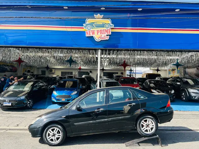 Carro Ford Focus Sedan 2007 Ghia 2.0 16V Duratec