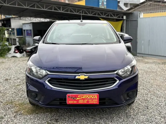 Carro Chevrolet Onix 2018 LT 1.4 8V FlexPower 5p Mec.