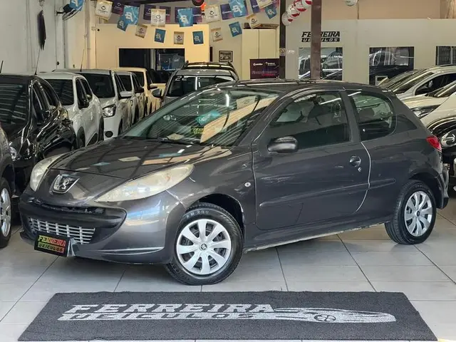Carro Peugeot 207 2011 Hatch XR 1.4 8V (flex) 4p