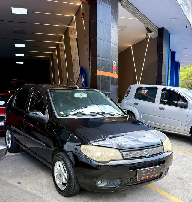 Carro Fiat Palio 2005 ELX 1.3 8V (Flex)