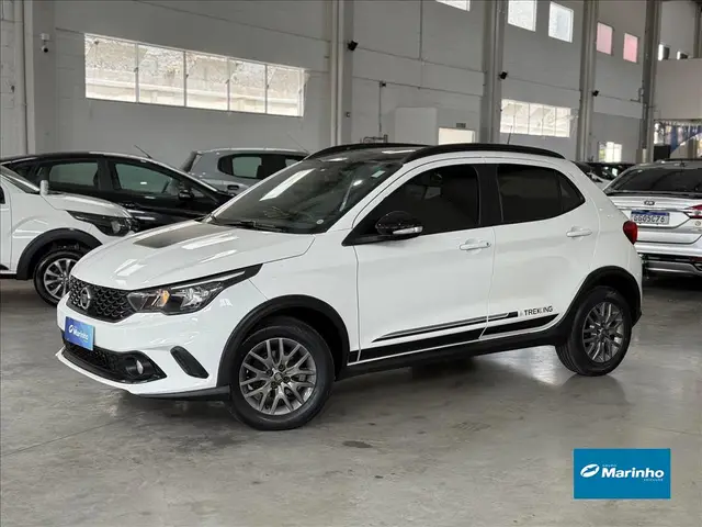 Carro Fiat Argo 2020 1.3 Trekking (Flex)