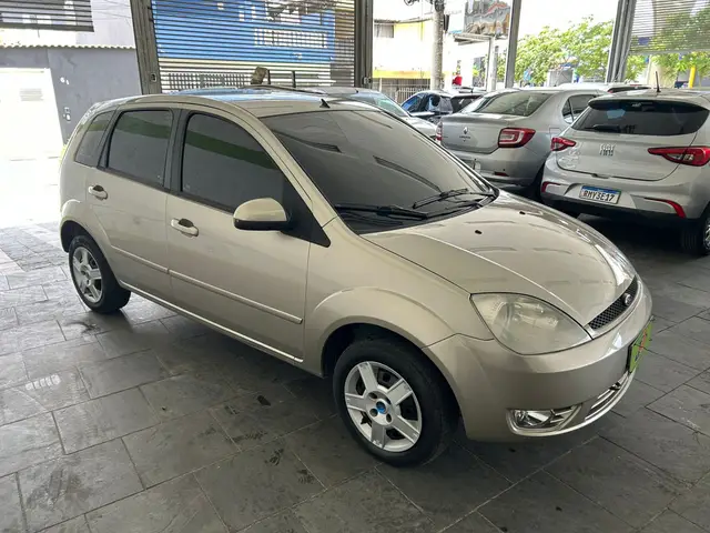 Carro Ford Fiesta Hatch 2006 1.6 (Flex)