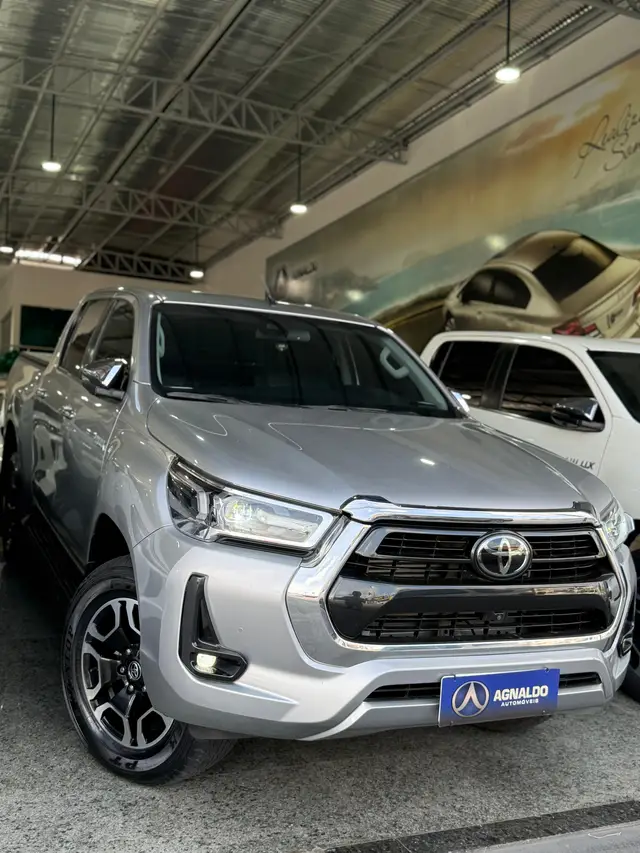Carro Toyota Hilux Cabine Dupla 2022 SRX 2.8 TDI CD 4x4 (Aut)