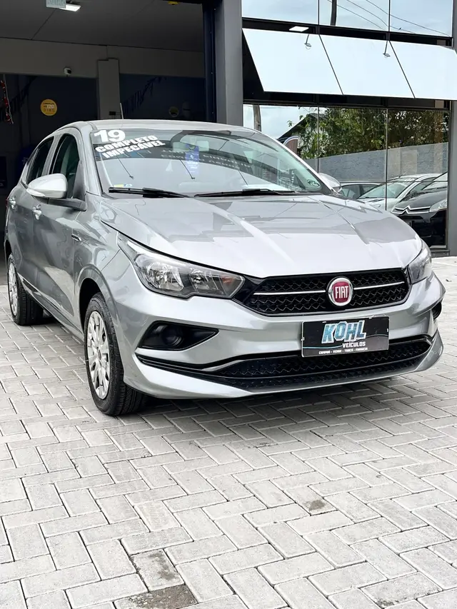 Carro Fiat Cronos 2019 1.3 Drive Firefly (Flex)