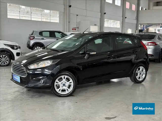 Carro Ford Fiesta Hatch 2016 SE Powershift 1.6 (Flex)