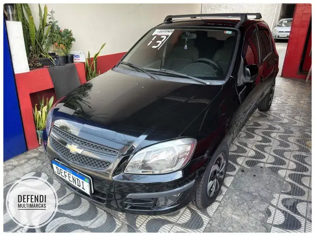 Carro Chevrolet Celta 2013 LT 1.0 (Flex)