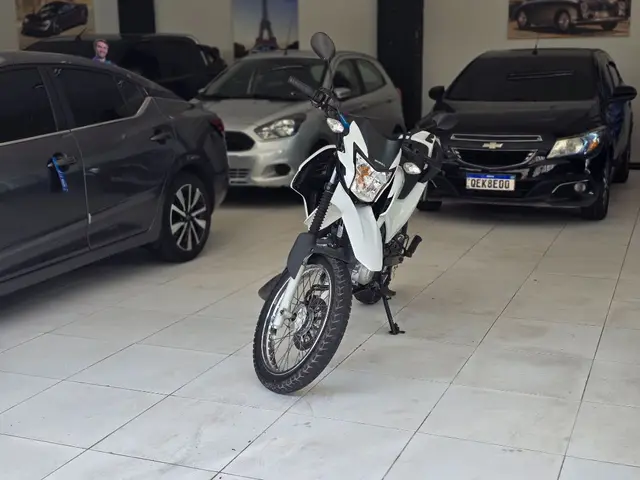 Moto Honda NXR 160 2024 Bros ESDD