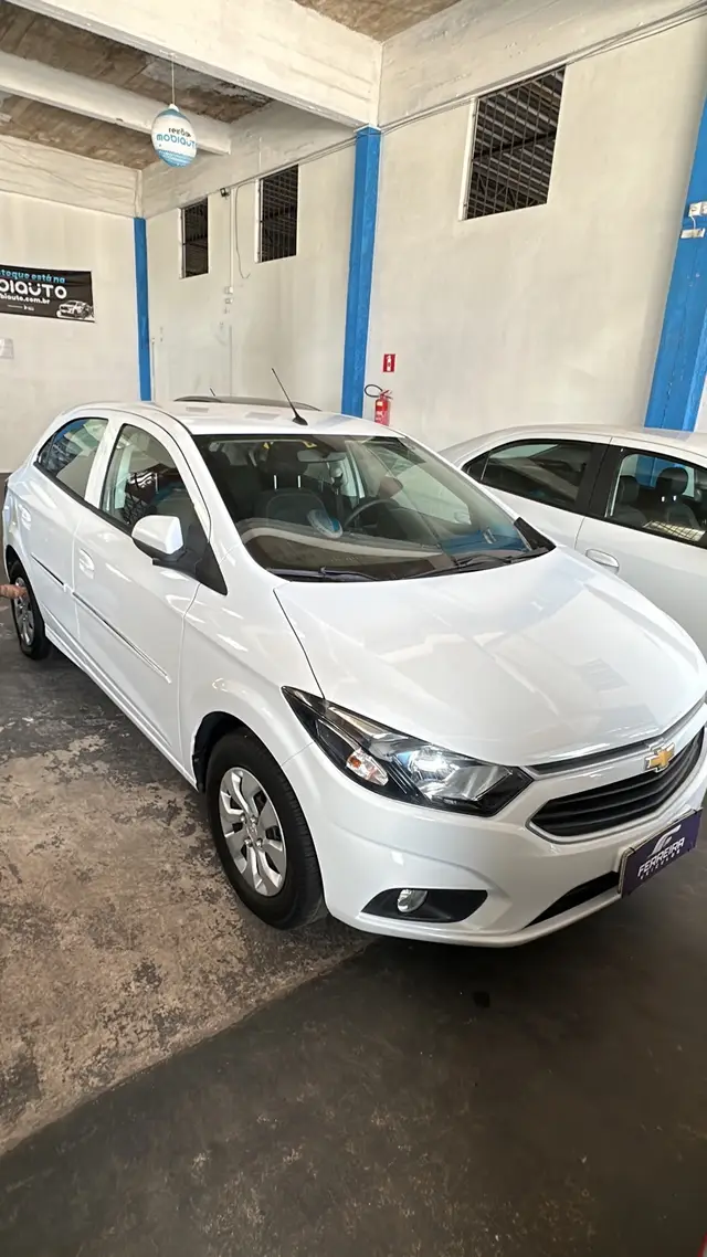 Carro Chevrolet Onix 2018 1.4 LT SPE/4