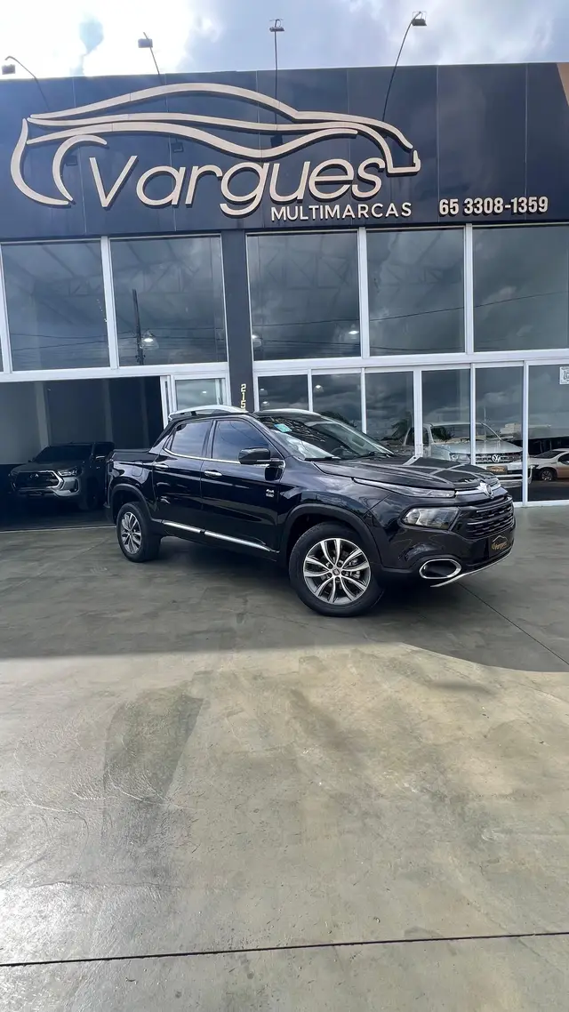 Carro Fiat Toro 2019 Volcano 2.0 diesel AT9 4x4