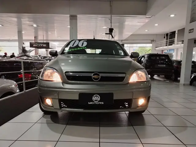 Carro Chevrolet Corsa Hatch 2006 Maxx 1.8 (Flex)