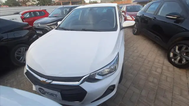 Carro Chevrolet Onix Plus 2024 LT 1.0