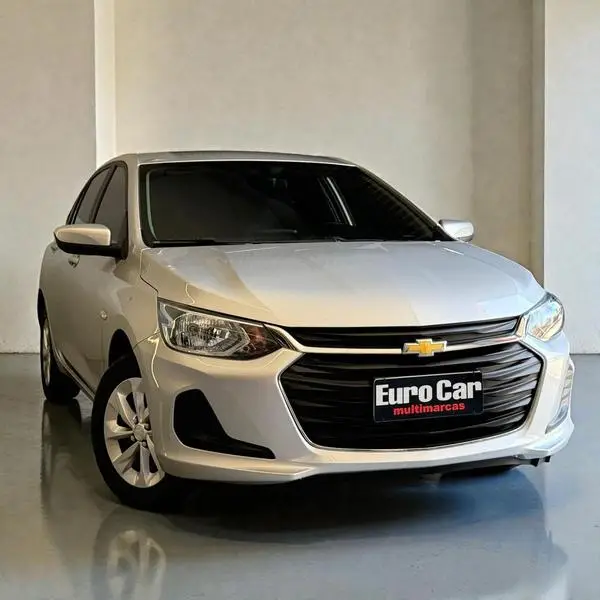Carro Chevrolet Onix Plus 2023 LT 1.0 Turbo