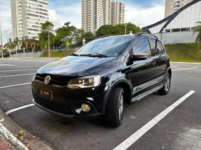 Carro Volkswagen CrossFox 2012 1.6 VHT (Flex)