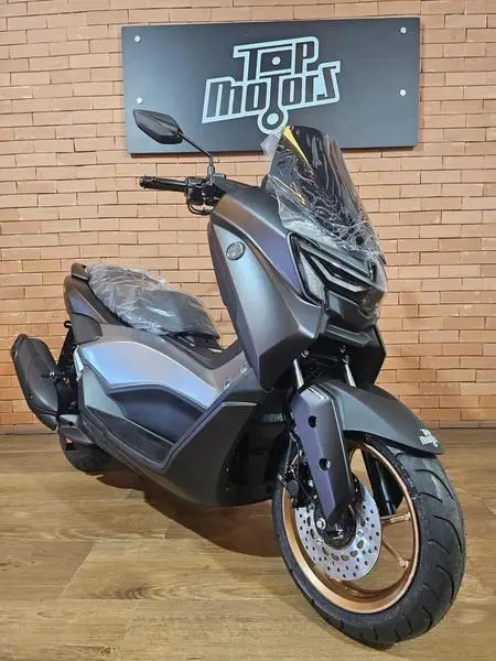 Moto Yamaha NMax 2025 Connected 160 ABS