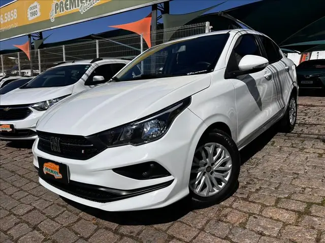 Carro Fiat Cronos 2022 Drive 1.3