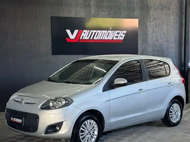 Carro Fiat Palio 2013 Attractive 1.0 8V (Flex)