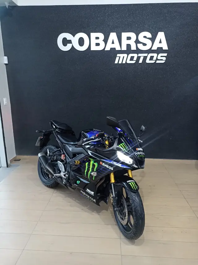 Moto Yamaha YZF R3 2021 (ABS)