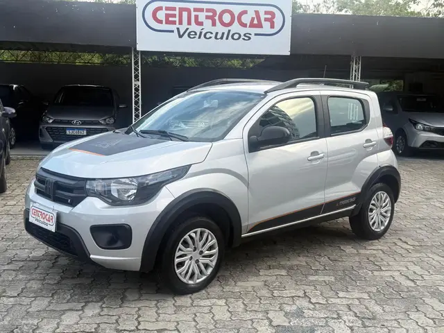 Carro Fiat Mobi 2024 Trekking 1.0