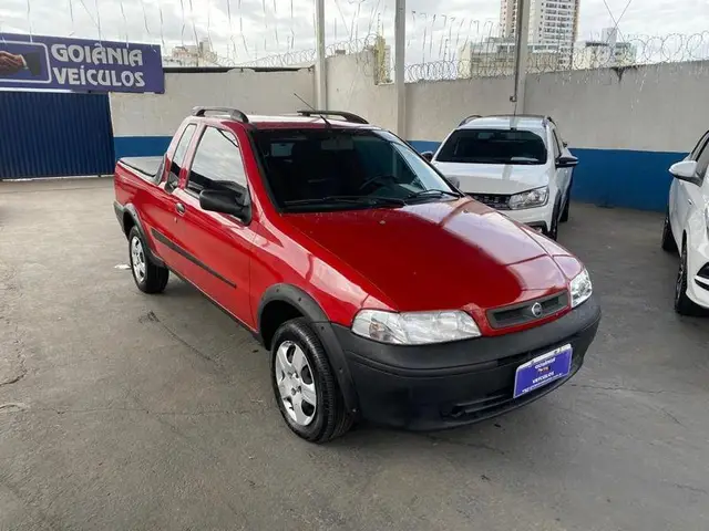 Carro Fiat Strada 2004 Fire 1.3 8V (Cabine Estendida)